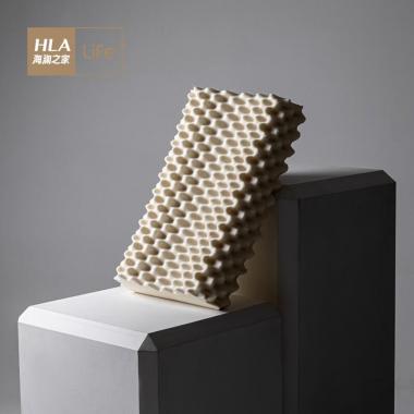 海澜之家狼牙乳胶枕37*59*13cm